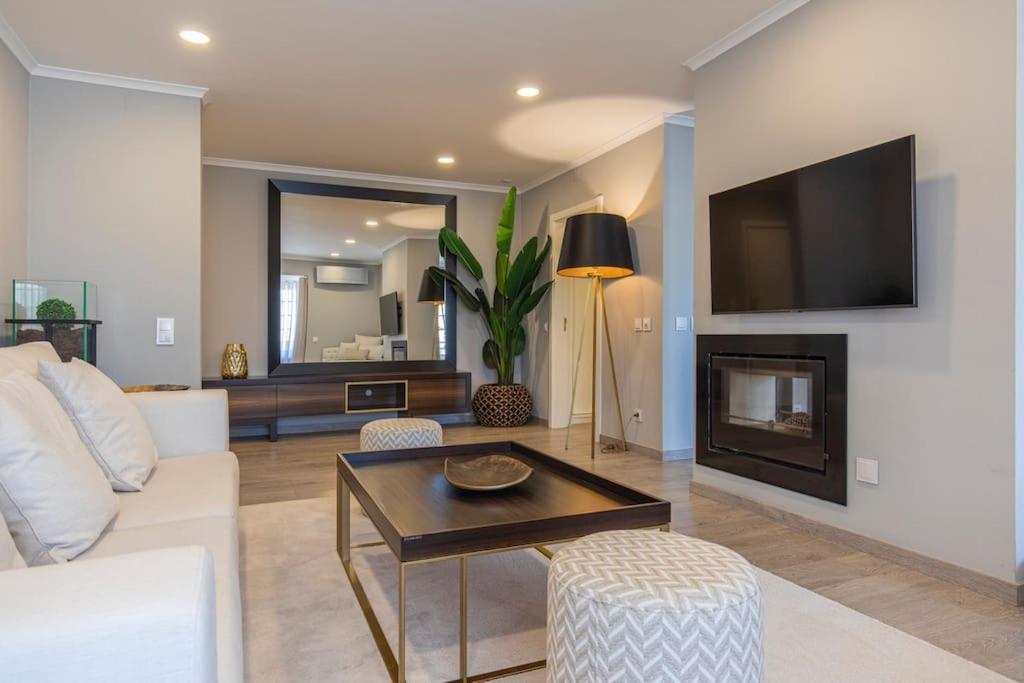 Seaview Luxury Apartment Cascais Bagian luar foto